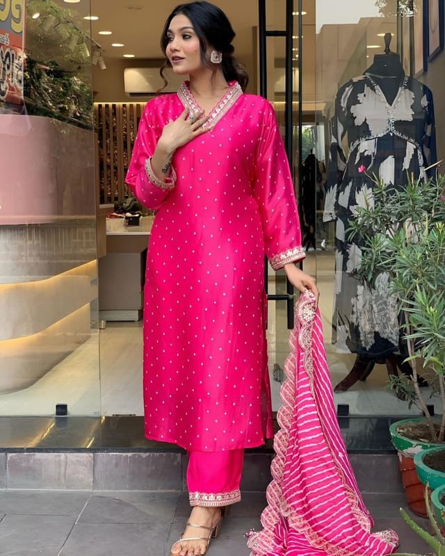 Kayatri Launching Leheriya Designers Suit