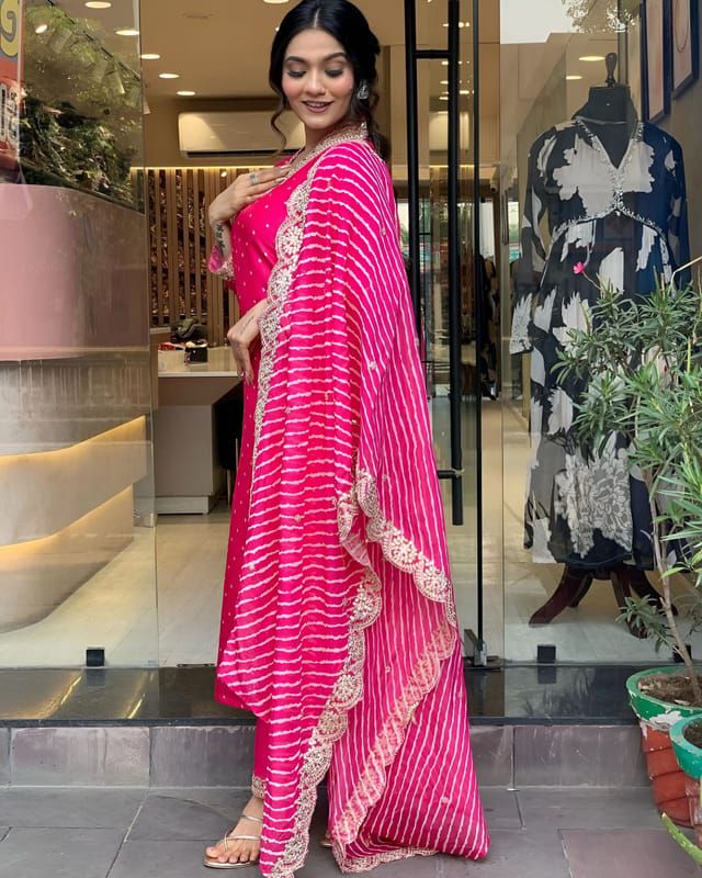 Kayatri Launching Leheriya Designers Suit