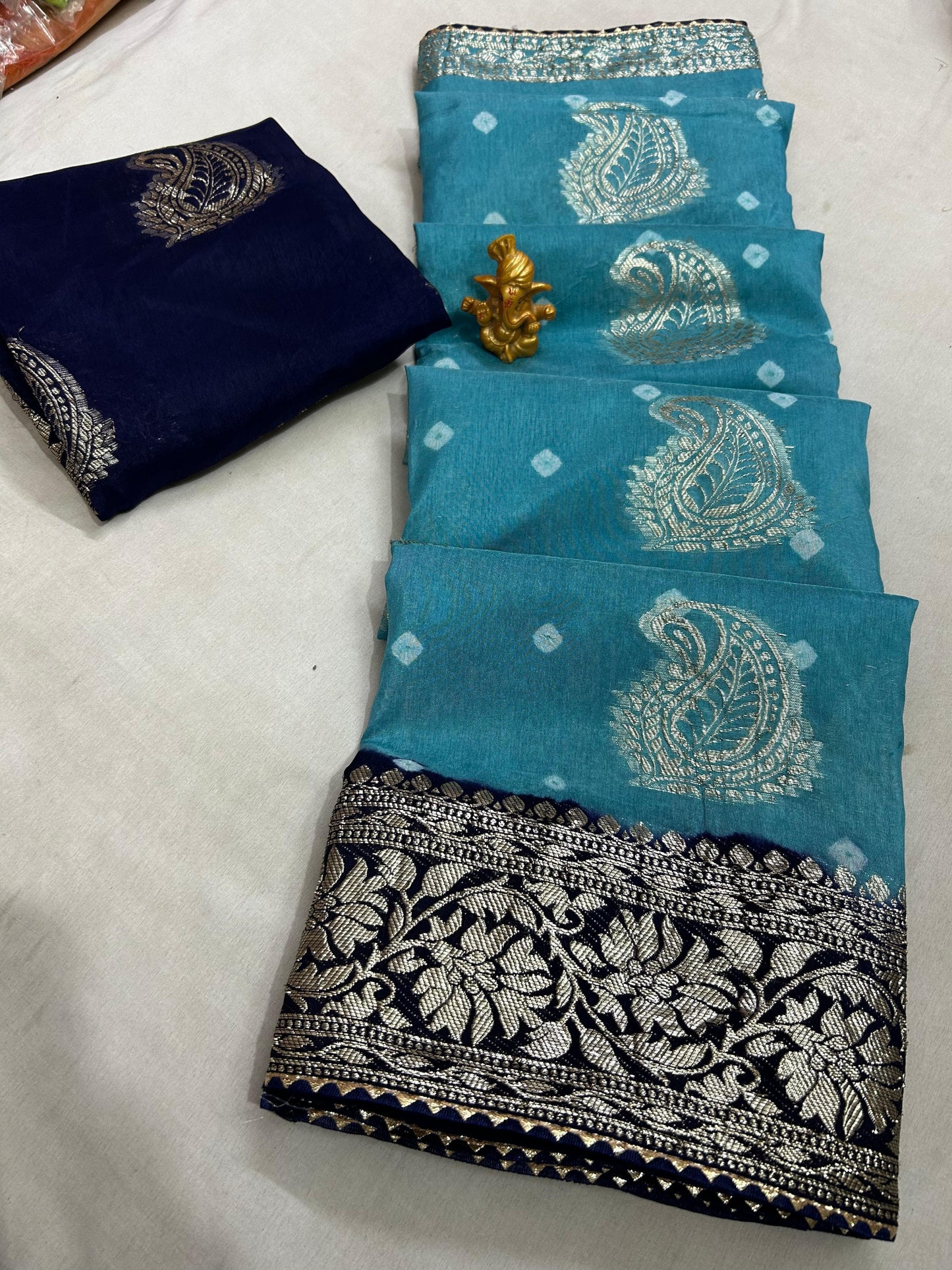Kayatri New Pure Russian Keri Dola Silk Gulti Bandhej Saree