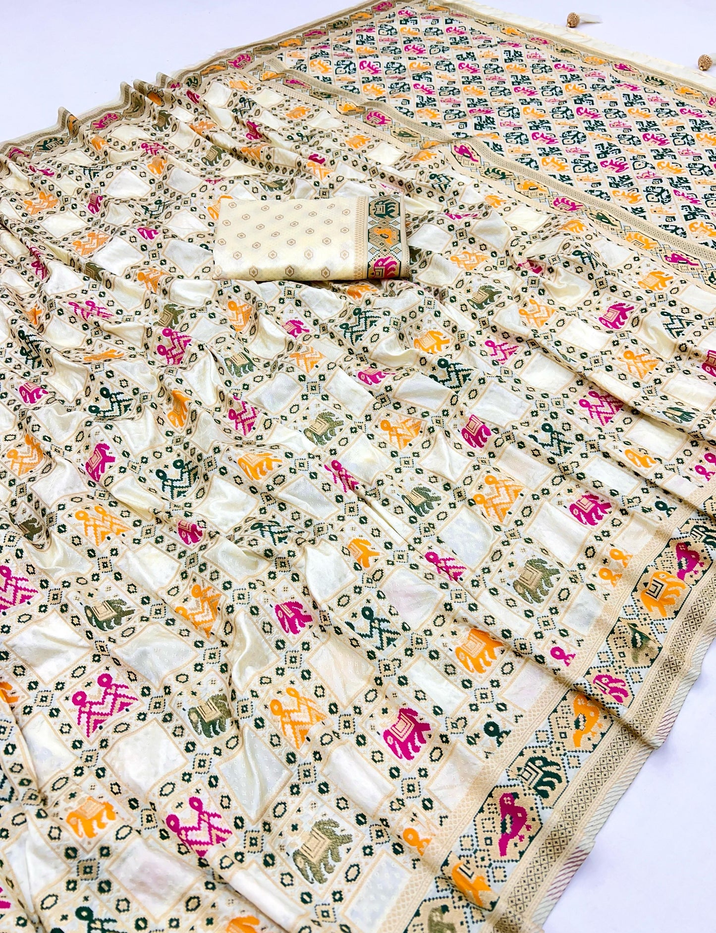 Kayatri Latest Pure Patola Silk Meenakari Weaving Saree