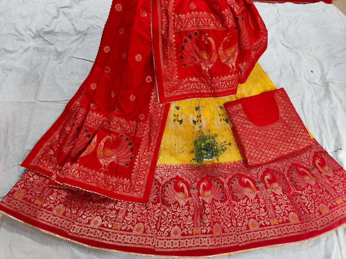 Kayatri Latest Pure Banarasi Dola Silk Lehenga