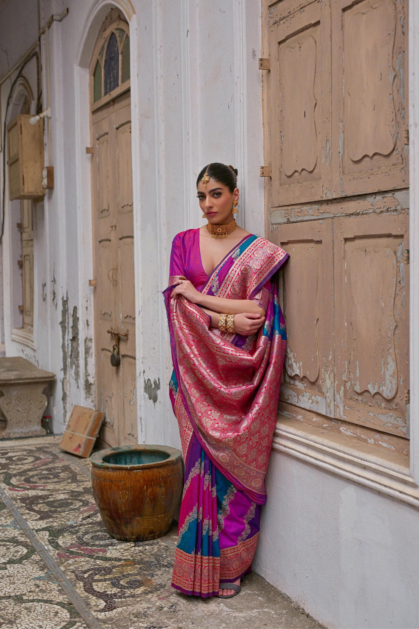 Kayatri New Banarasi Silk Zari Weaving Saree