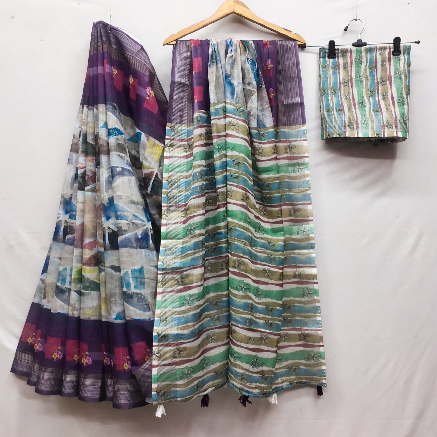 Kayatri New Lilen With Silver Border With Digital Print Saree