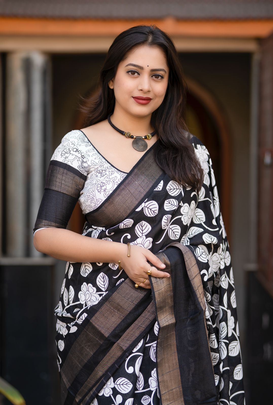 Kayatri New Designer Soft Slub Silk Kalamkari Prints Saree