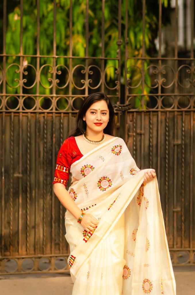 Kayatri New Malbery Silk With Embroidary Work Saree