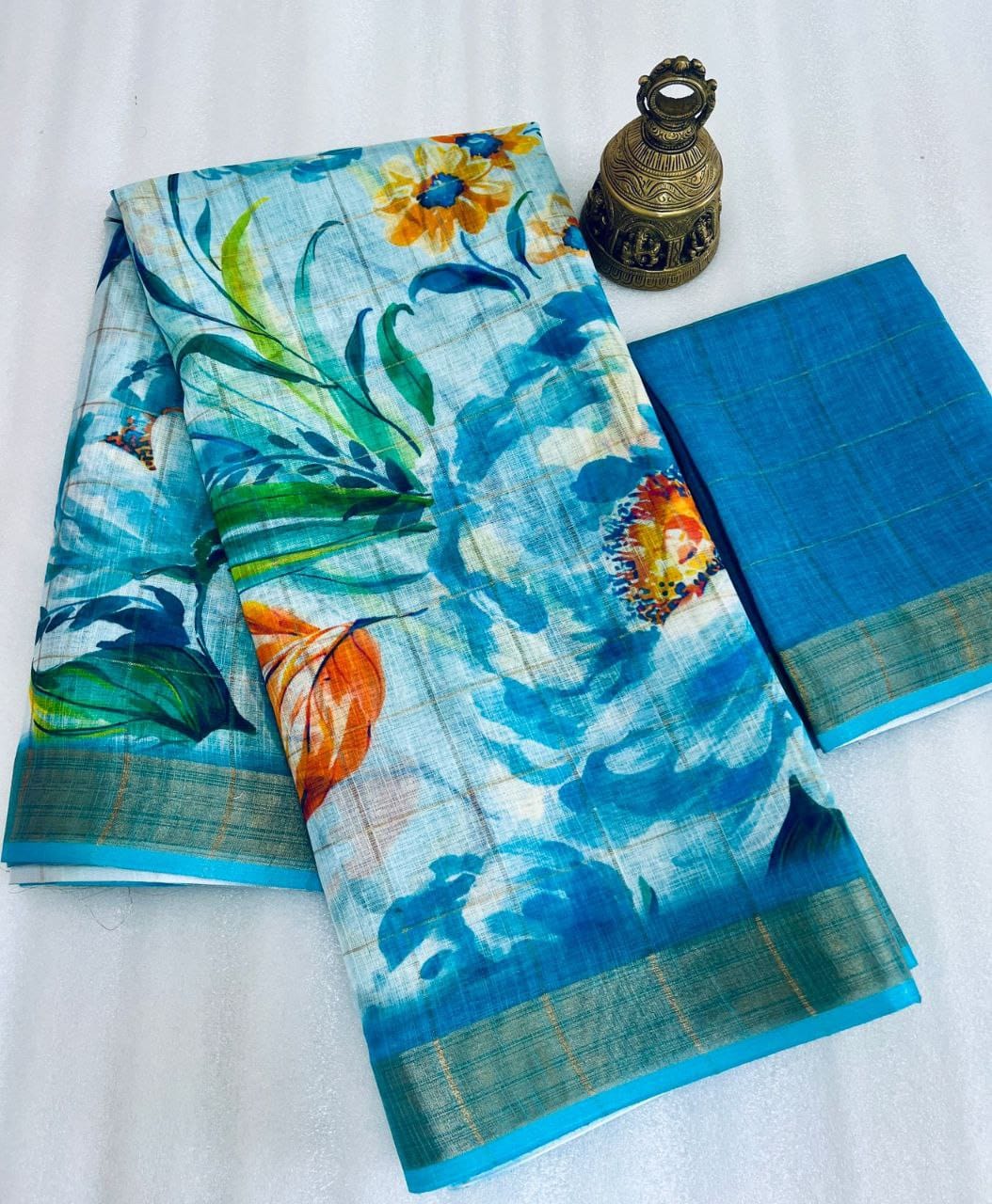 Kayatri New Linen With Gold jari border with weaving Line Digital Print Saree
