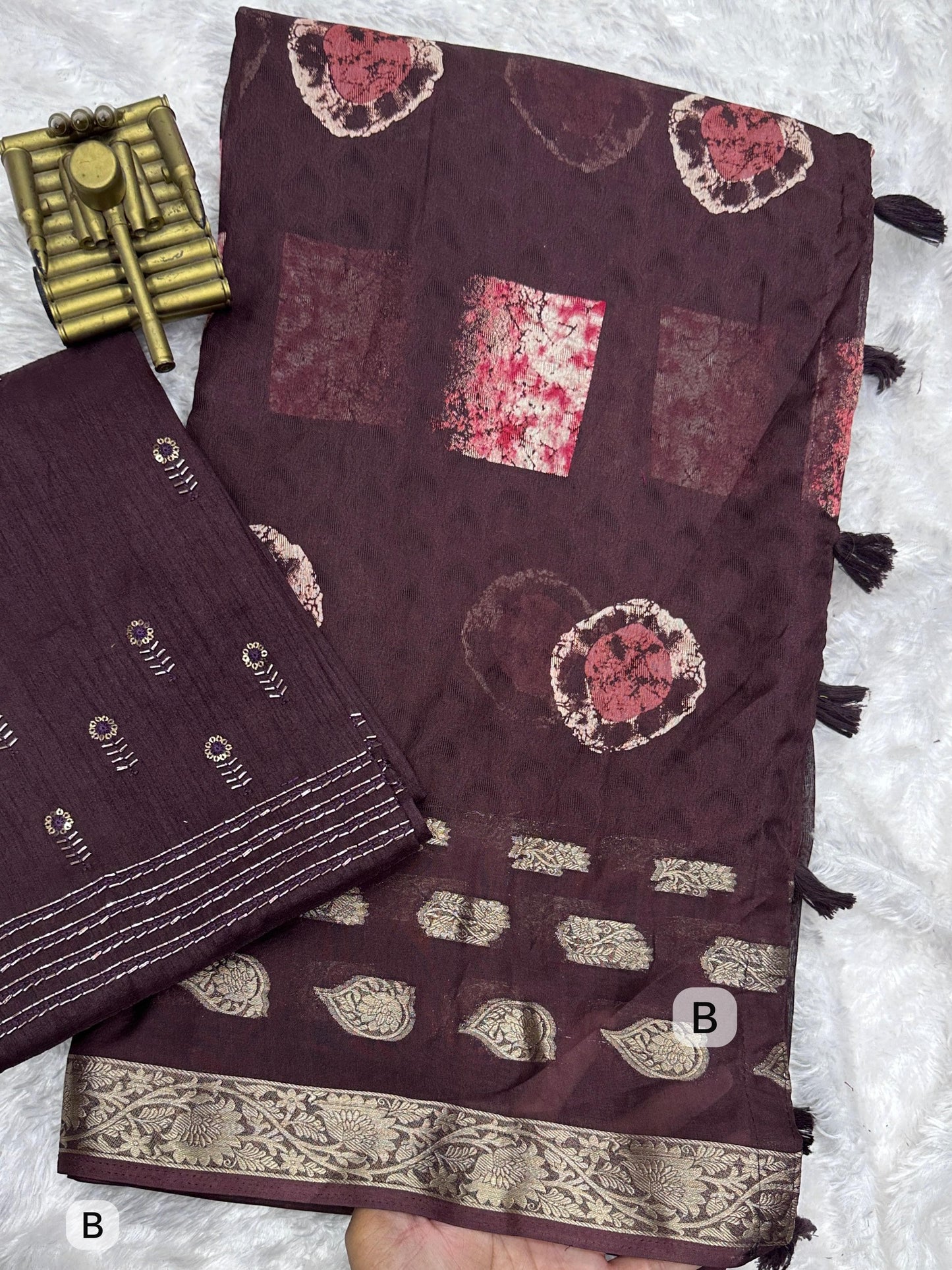Kayatri New Designer Georgette Linen Batik Print Saree