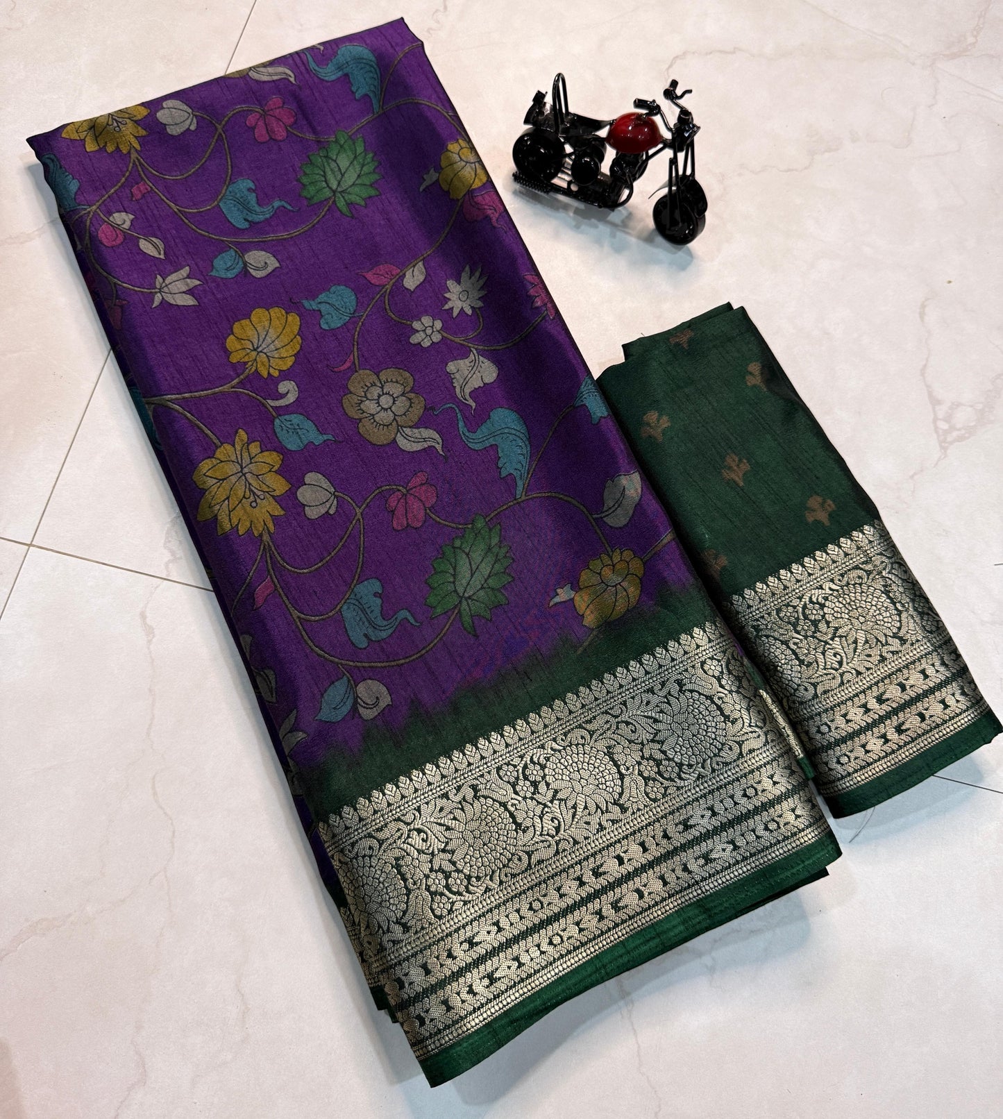 Kayatri New super Two Tone Dola Silk Flower Design Saree