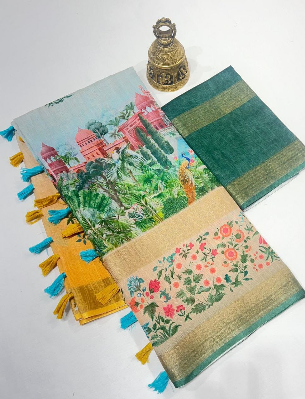 Kayatri New Gold Linen With Weaving Digital Print Saree