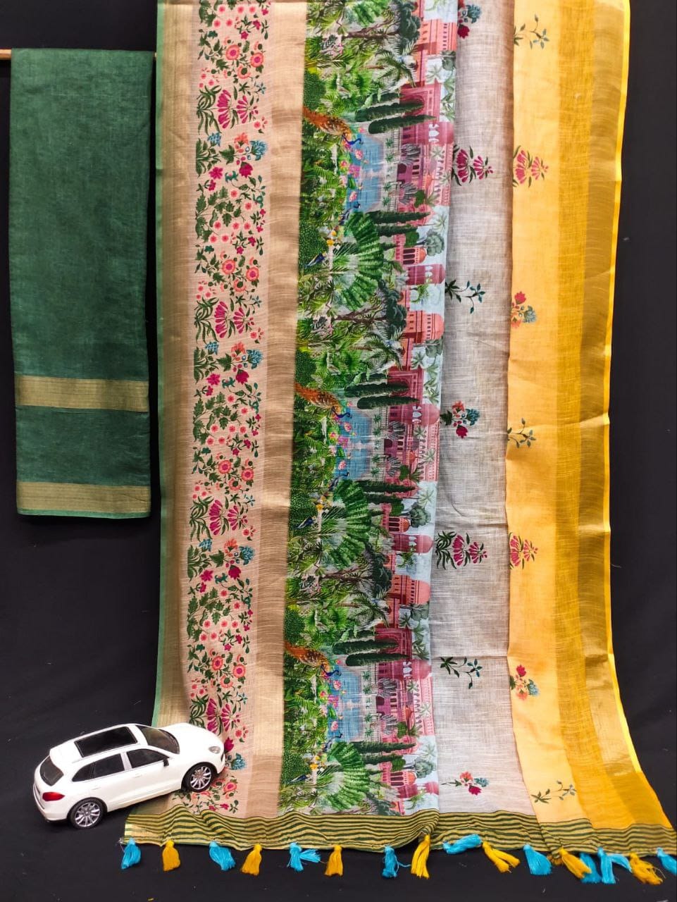 Kayatri New Gold Linen With Weaving Digital Print Saree