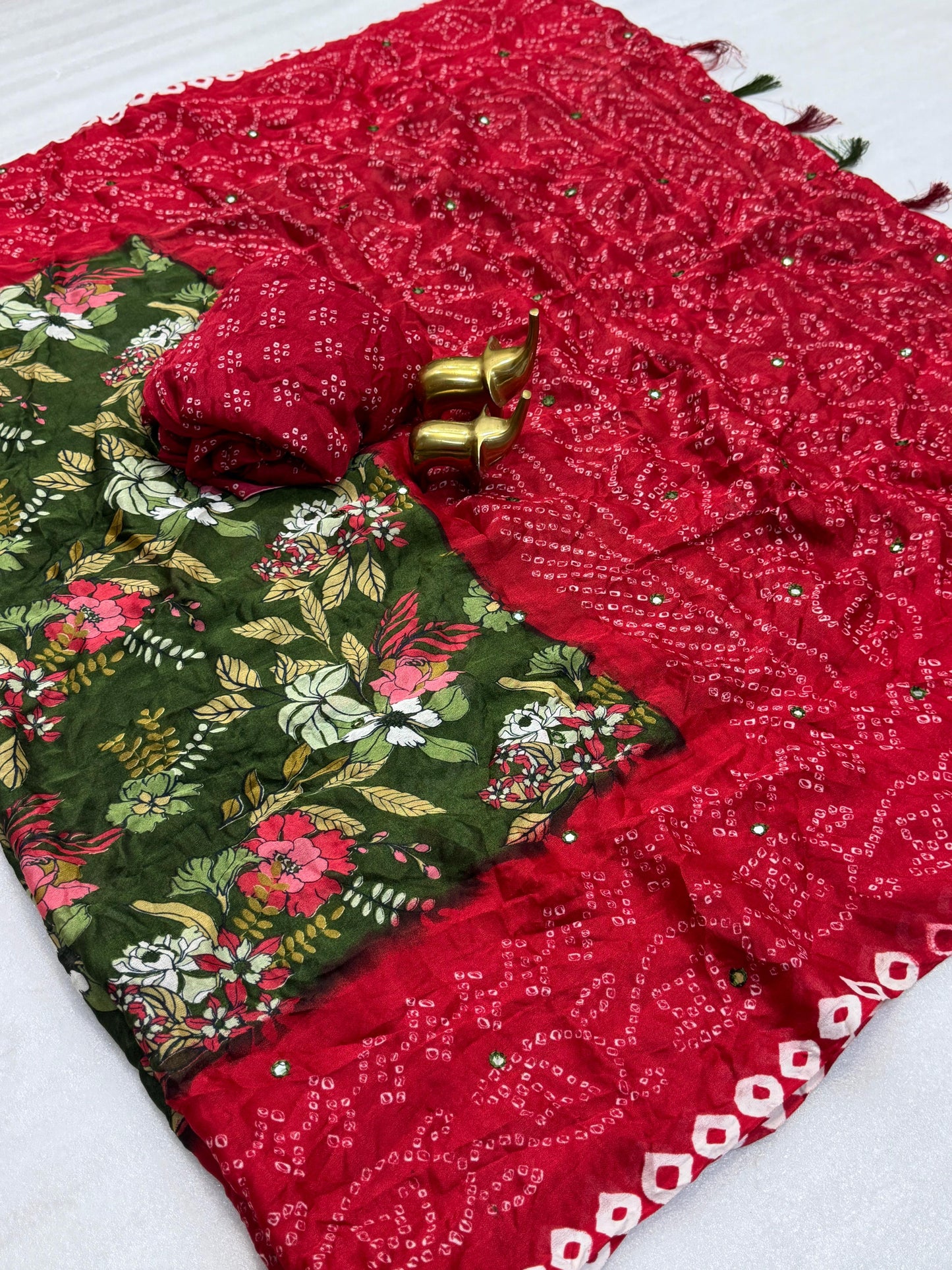 Kayatri New Flower With Bandhani Style Saree