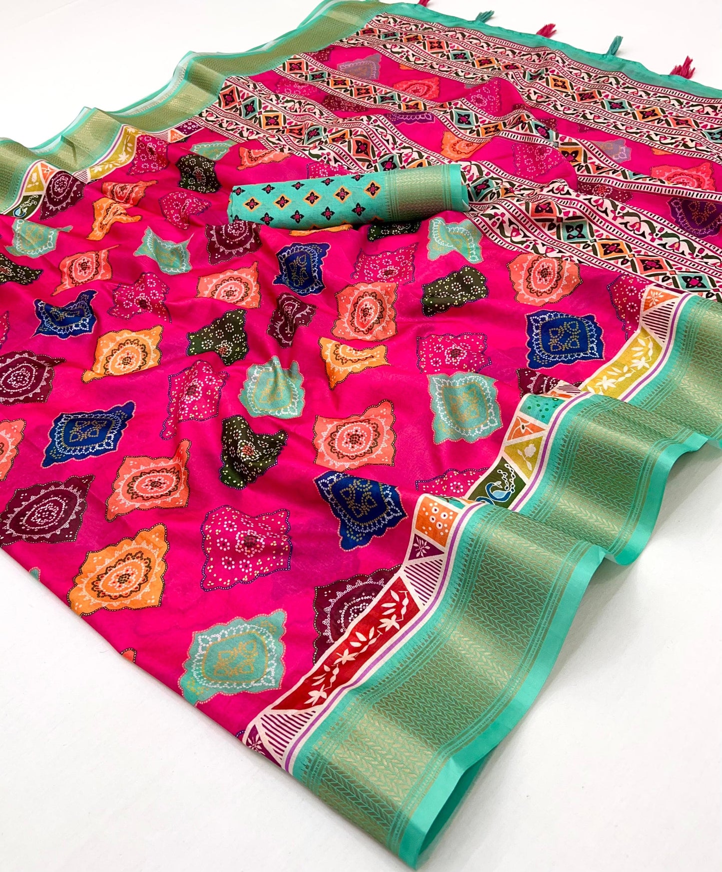 Kayatri New Soft Cotton Silk Bandhani Print Saree