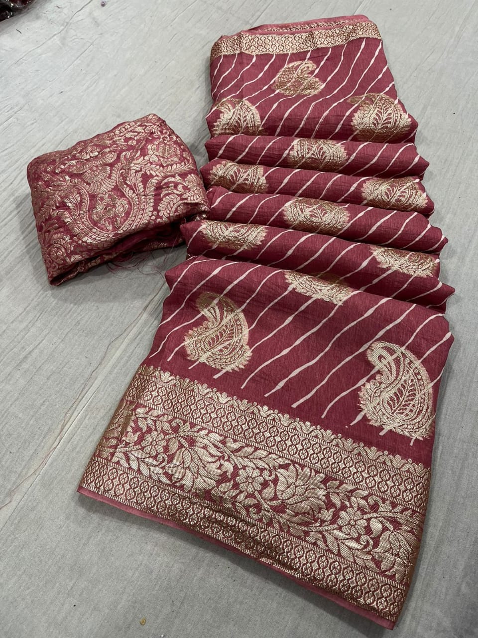Kayatri New Pure Russian Silk Heavy Zari Weaving Saree