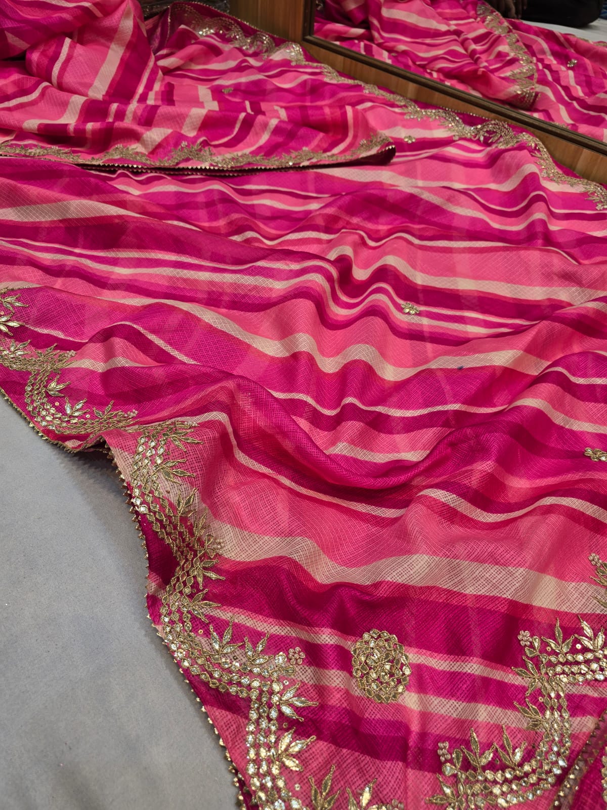 Kayatri New Pure Munga Cotton Checks Saree