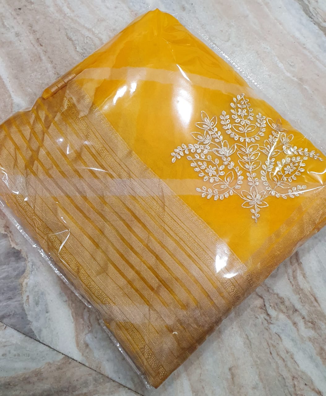 Kayatri New Pure Organza Pittan Work Leheriya Style Saree