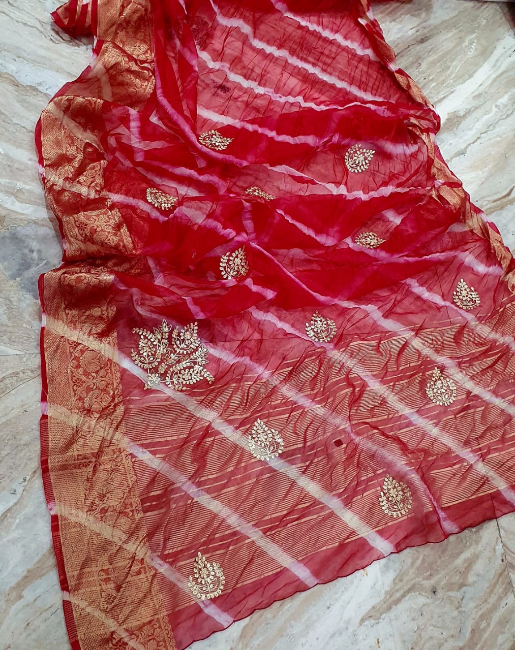 Kayatri New Pure Organza Pittan Work Leheriya Style Saree
