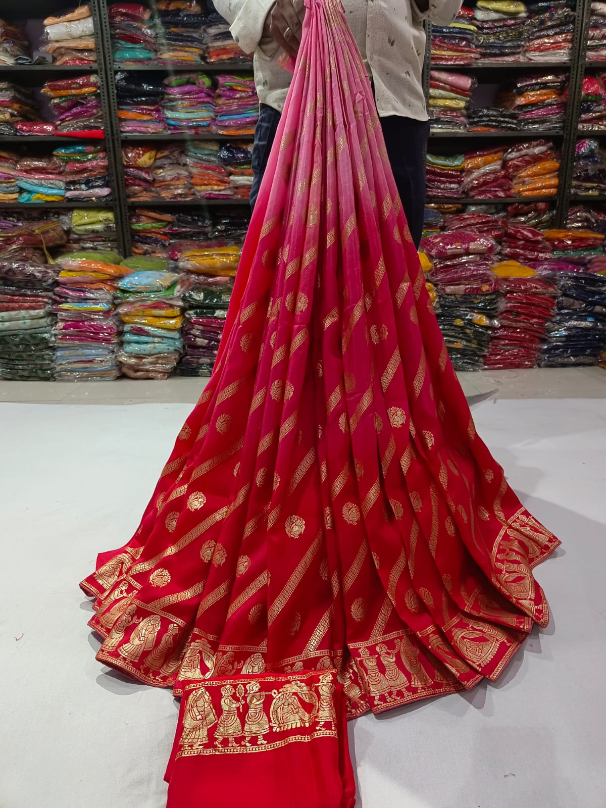 Kayatri New Pure Dola Radian Silk Zari Saree