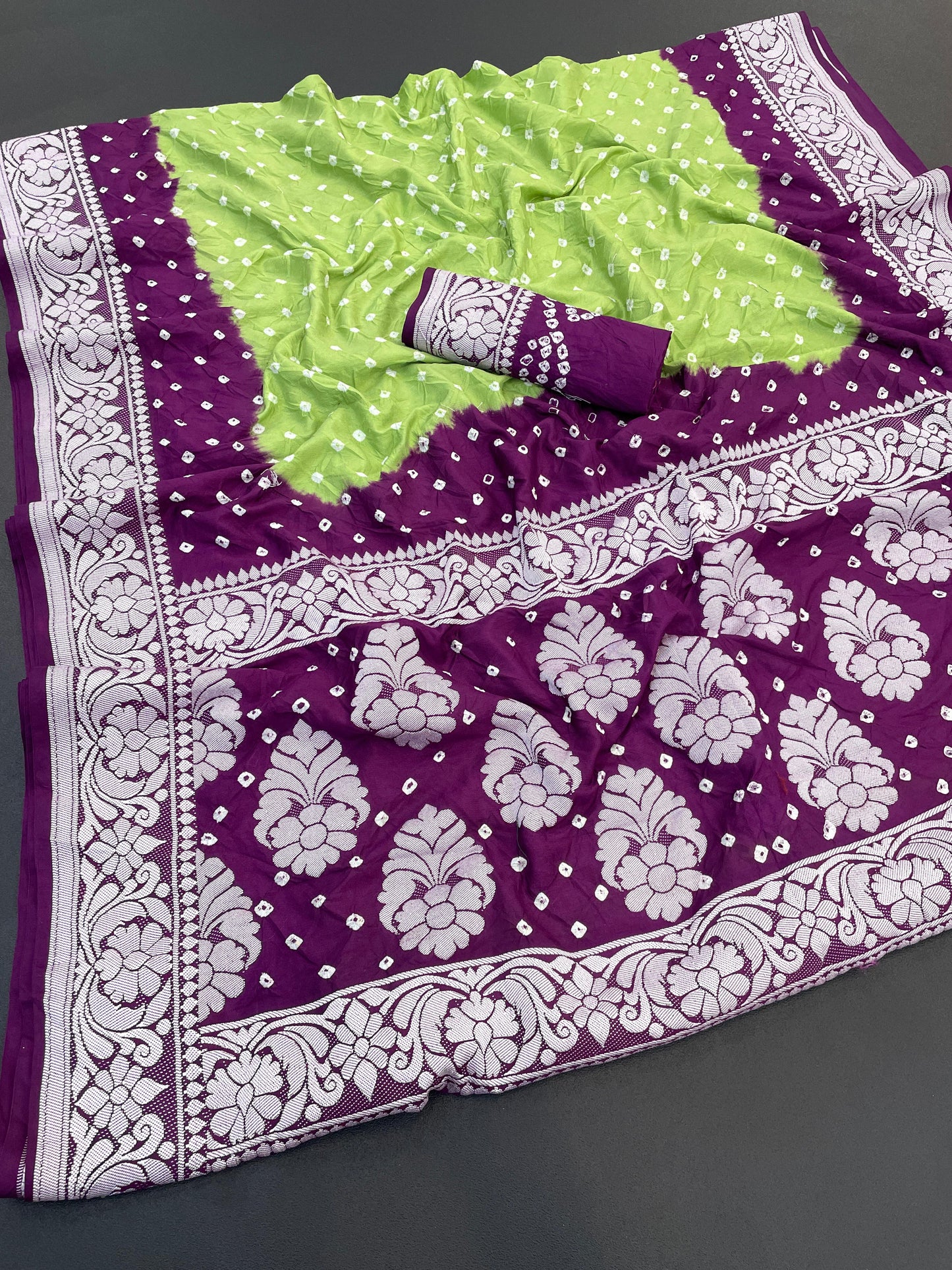 Kayatri New Dola Silk Hand Bandhej Saree