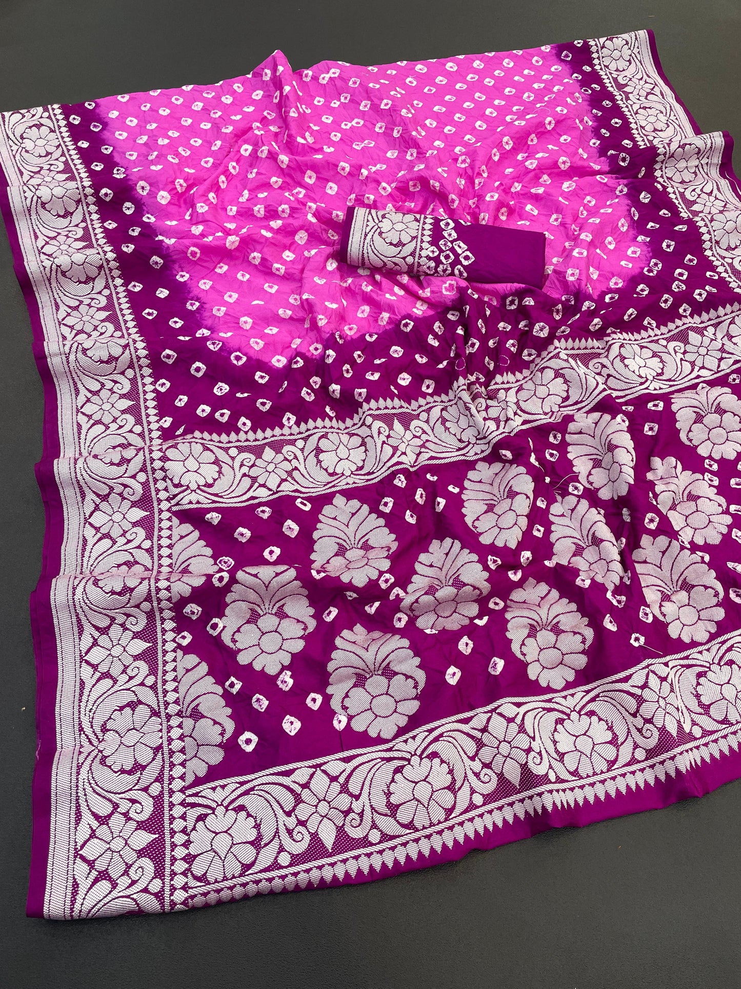 Kayatri New Dola Silk Hand Bandhej Saree