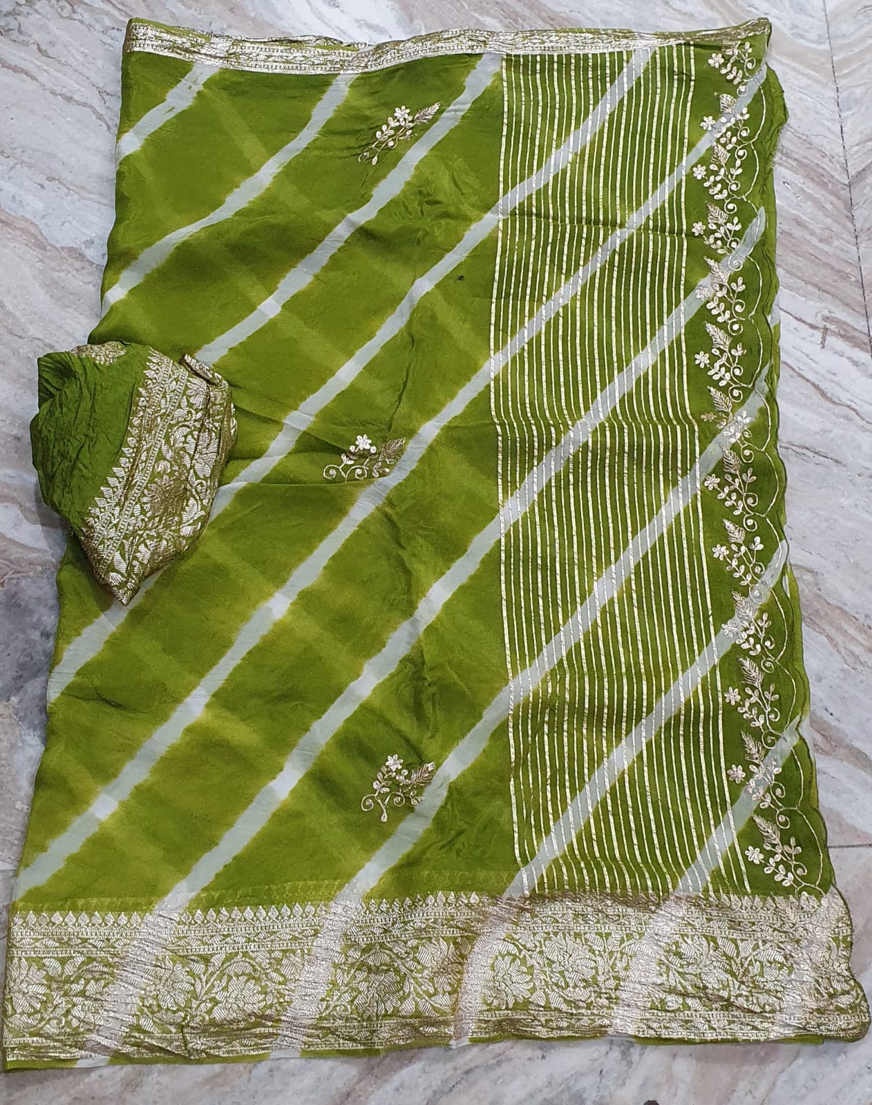 Kayatri Pure Organza Elegance with Banarasi Touch