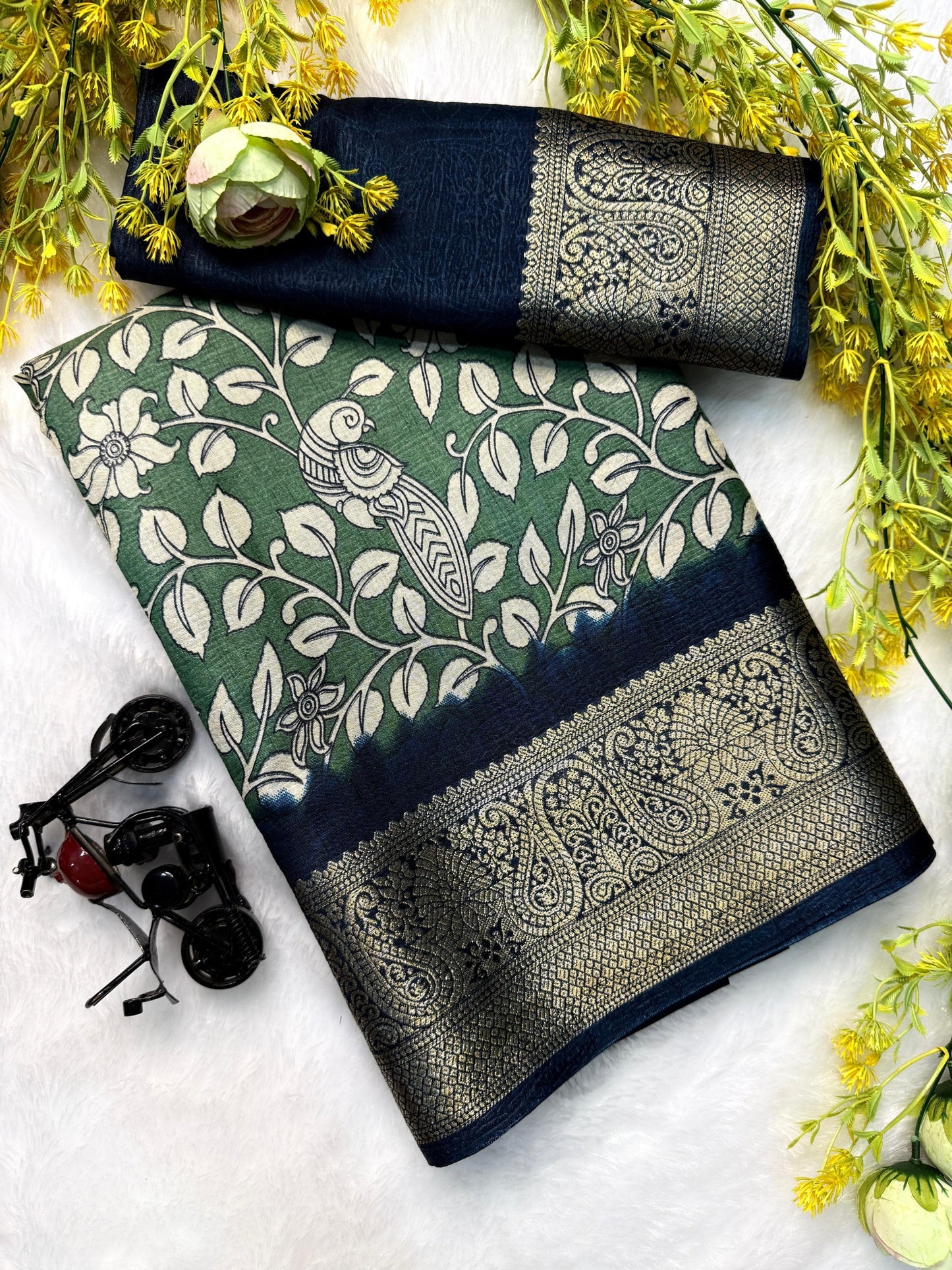 Kayatri New Pure Dola silk with crush all over saree jequrd boder