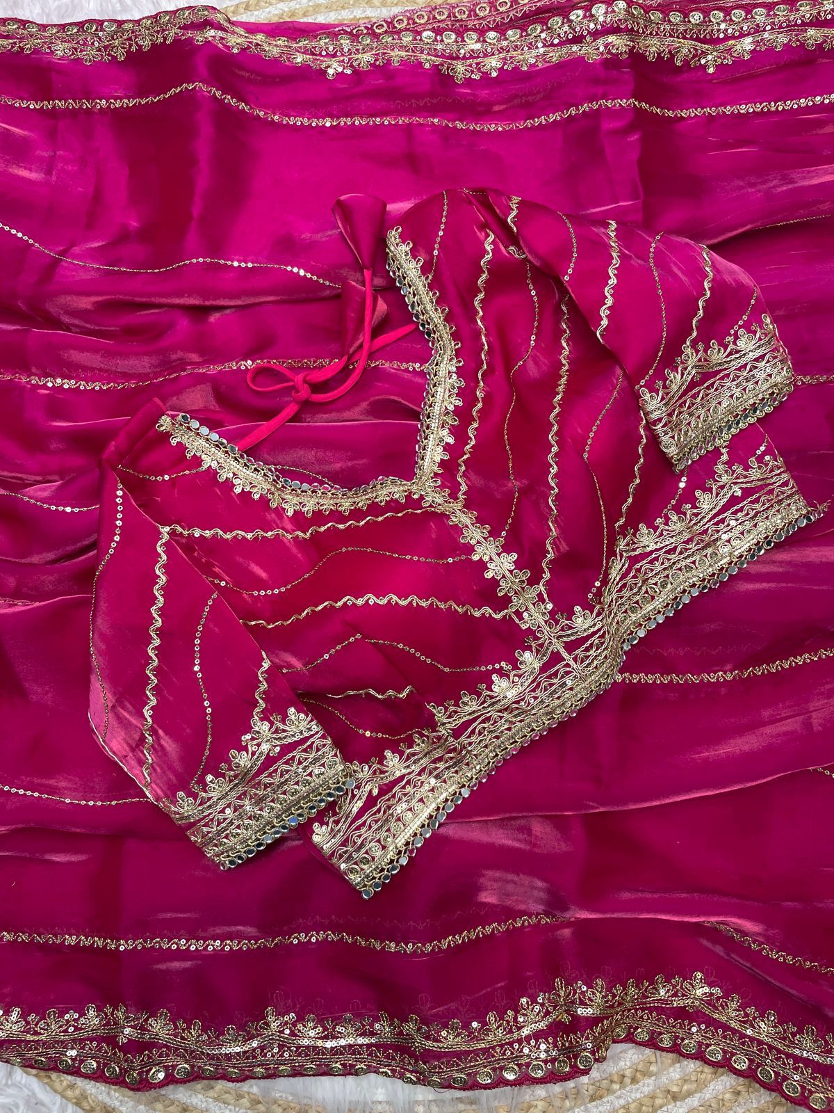 Kayatri New Pure Zimmy Choo Satin Saree With Beautiful 3MM Sequence Zari sarre