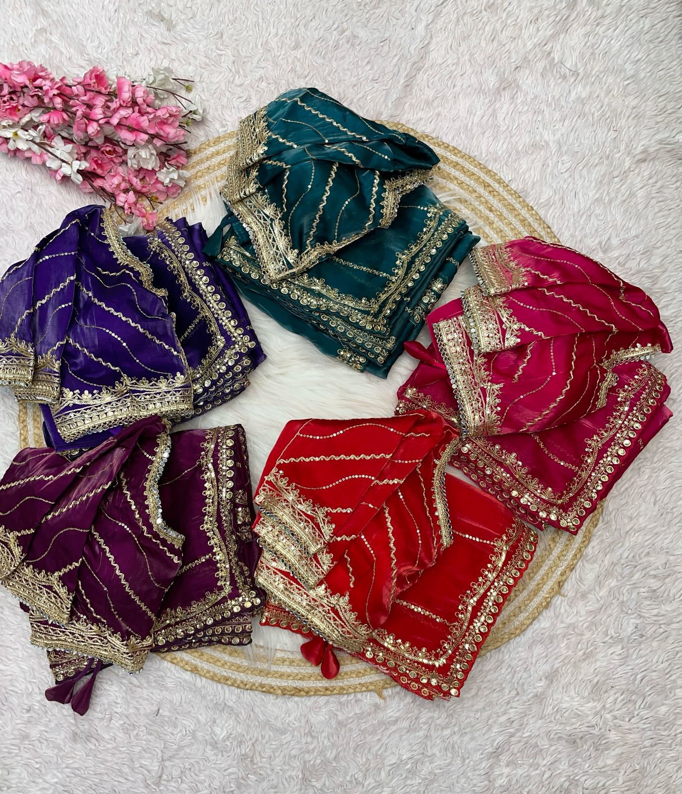 Kayatri New Pure Zimmy Choo Satin Saree With Beautiful 3MM Sequence Zari sarre