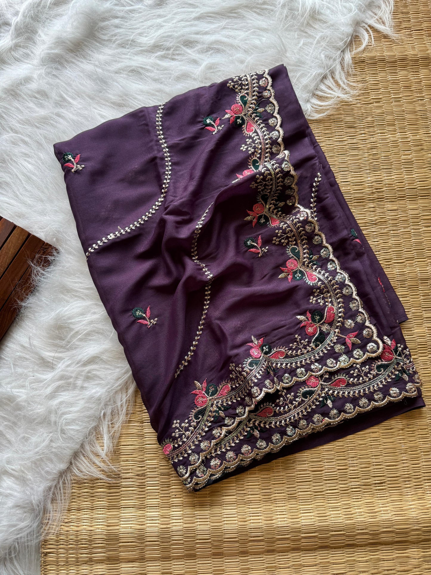 Kayatri New Presenting our latest georgette saree