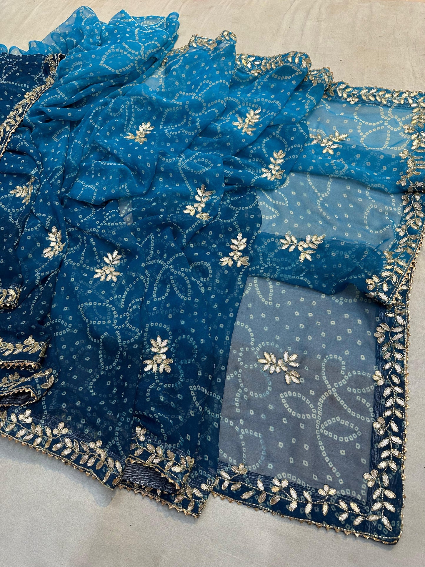 Kayatri New 60 grm jorjet bhandhaj saree with beautiful hand gotta patti work Saree