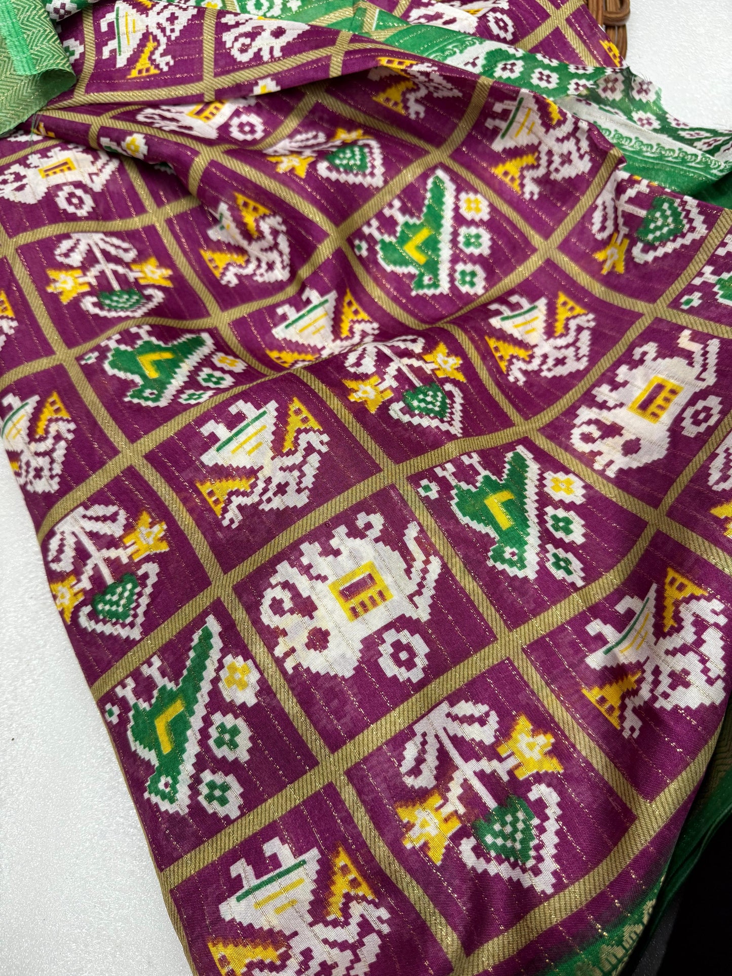 Kayatri New Pure Dola silk with in all over saree boder same as originall boder saree