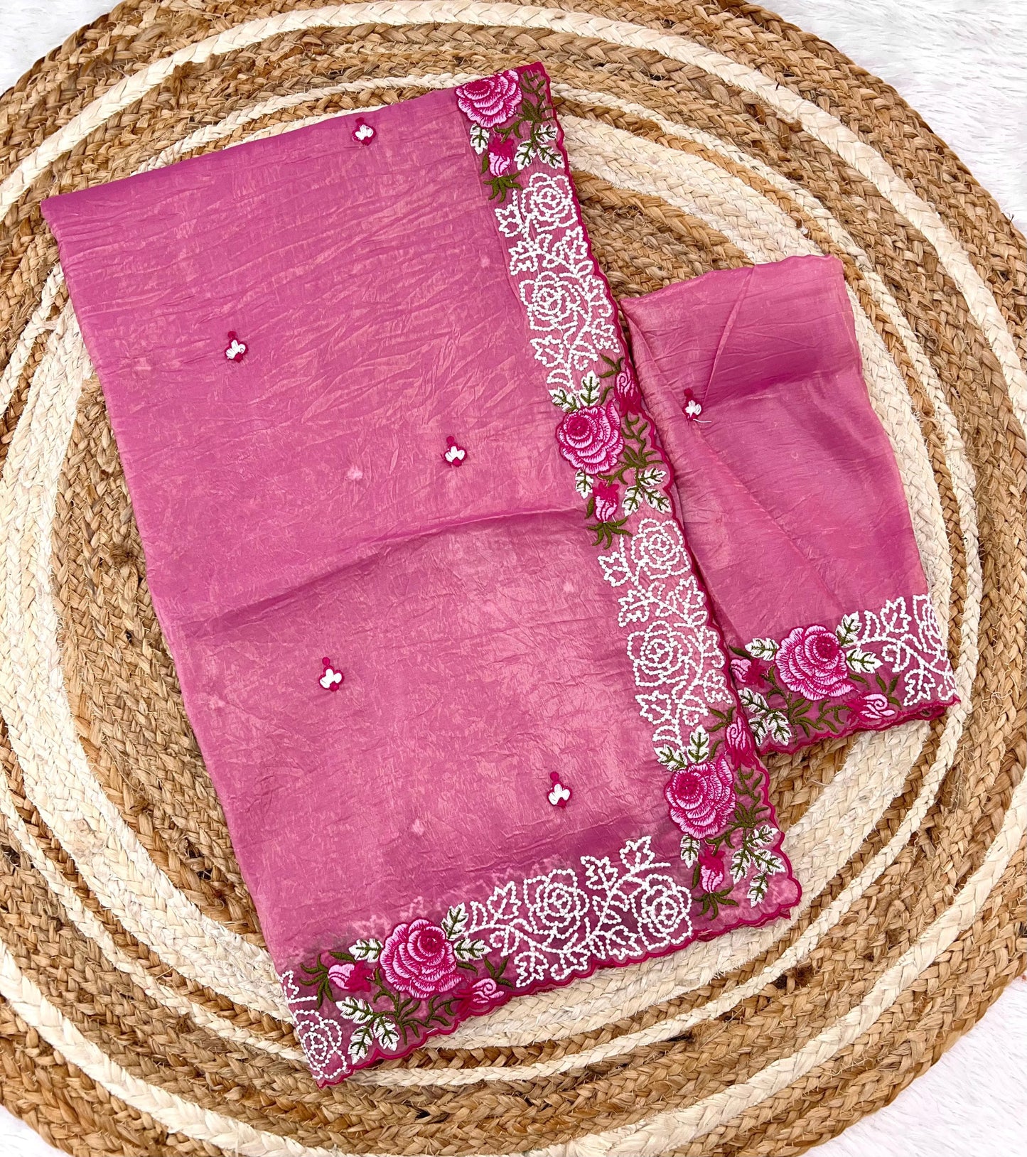 Kayatri New Pure gold crush beautiful designer Rose Flower thread work saree
