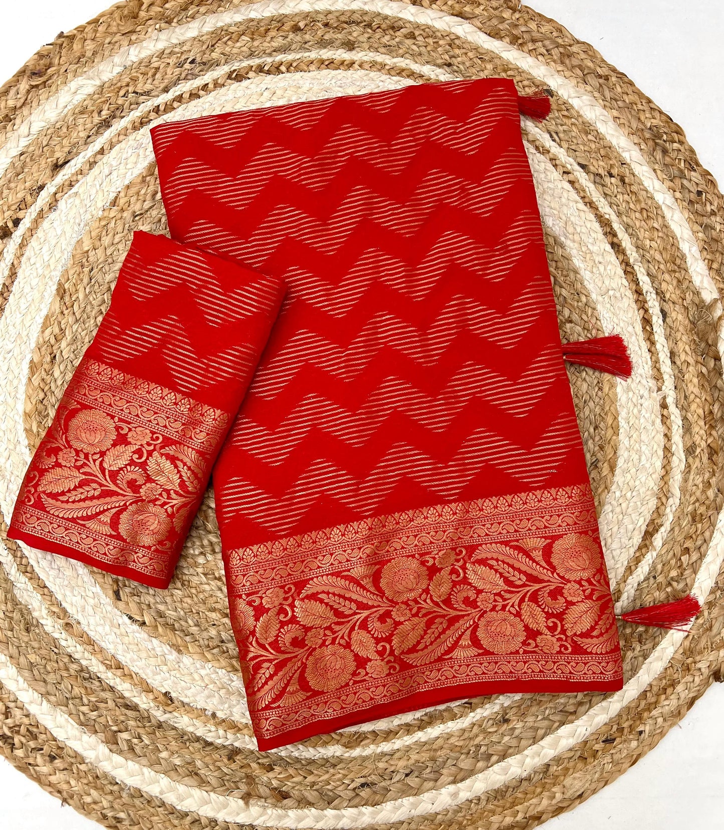 Kayatri New Pure viscose crape bentex saree with rich pallu n border embellished with tassels at pallu