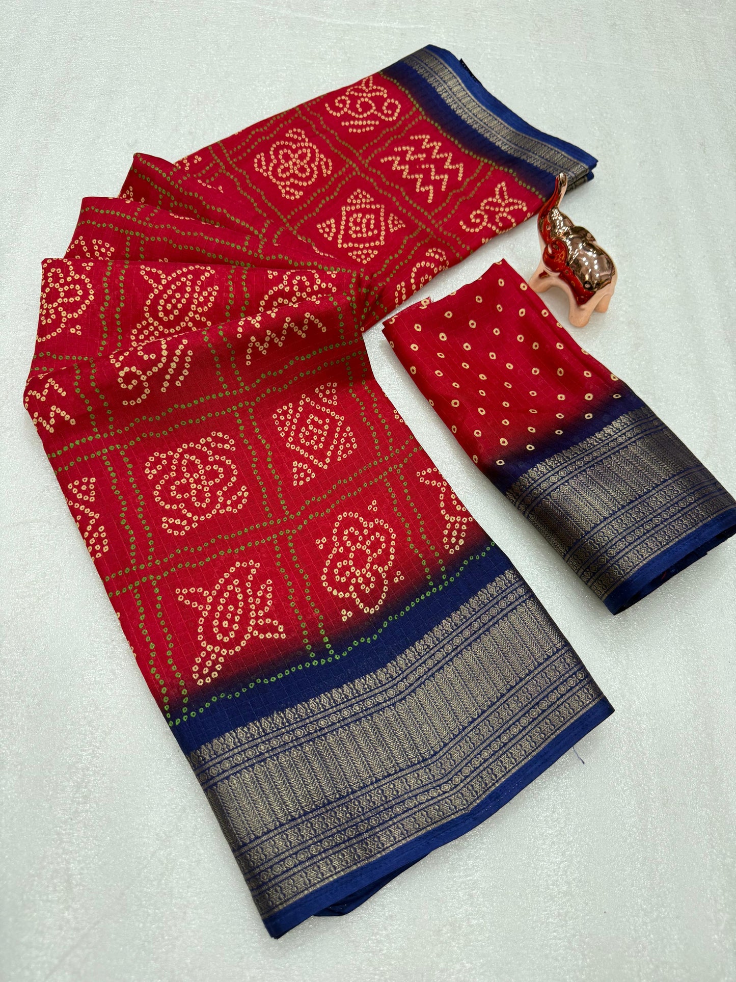 Kayatri New Light weight Dola CHEX sarees with all-over BANDHANI PRINTS JACQUARD WEAVING BORDER SAREE
