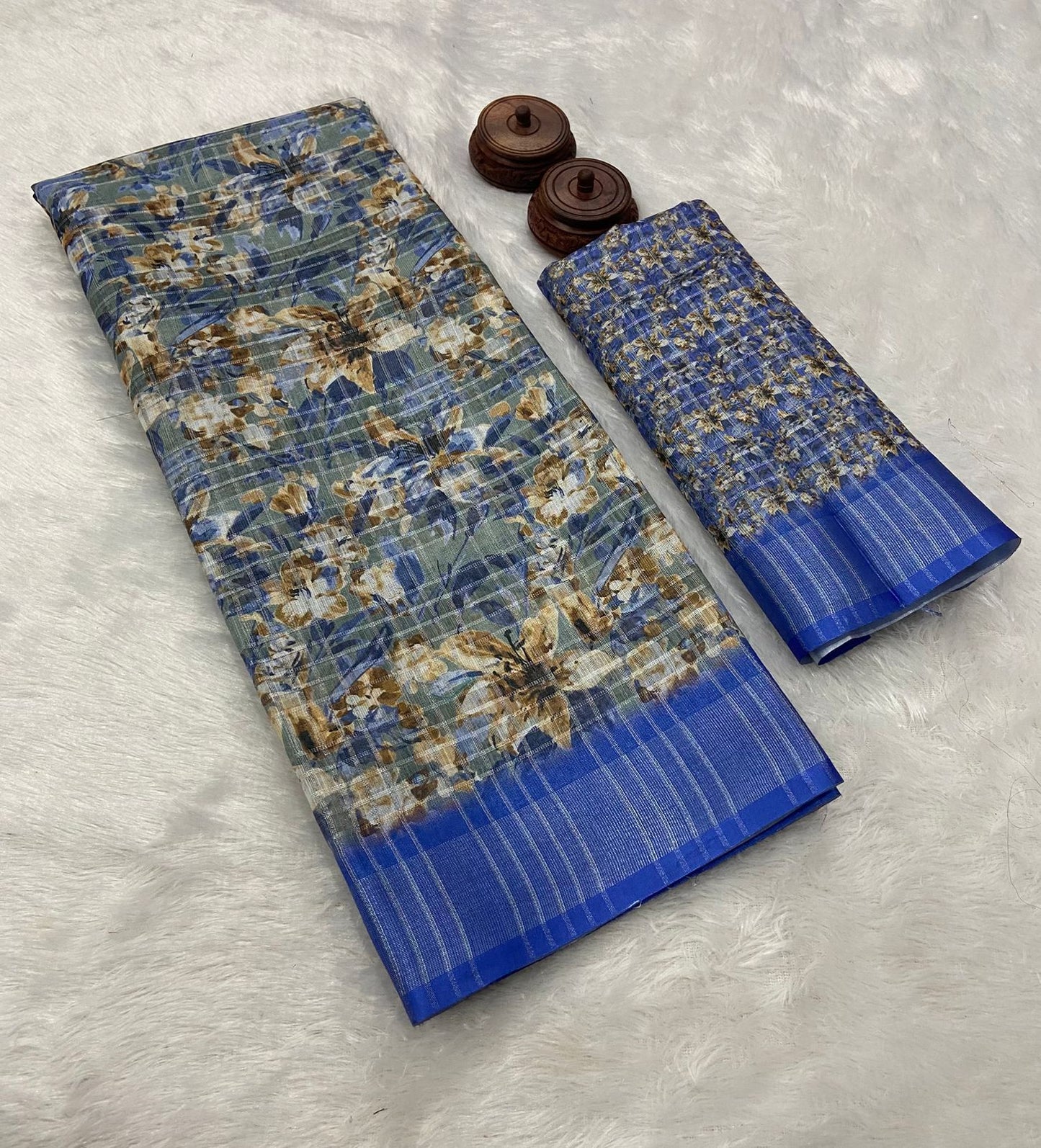 Kayatri New zari weaving border and all over zari checks weaving pattern and beautiful digital floral print