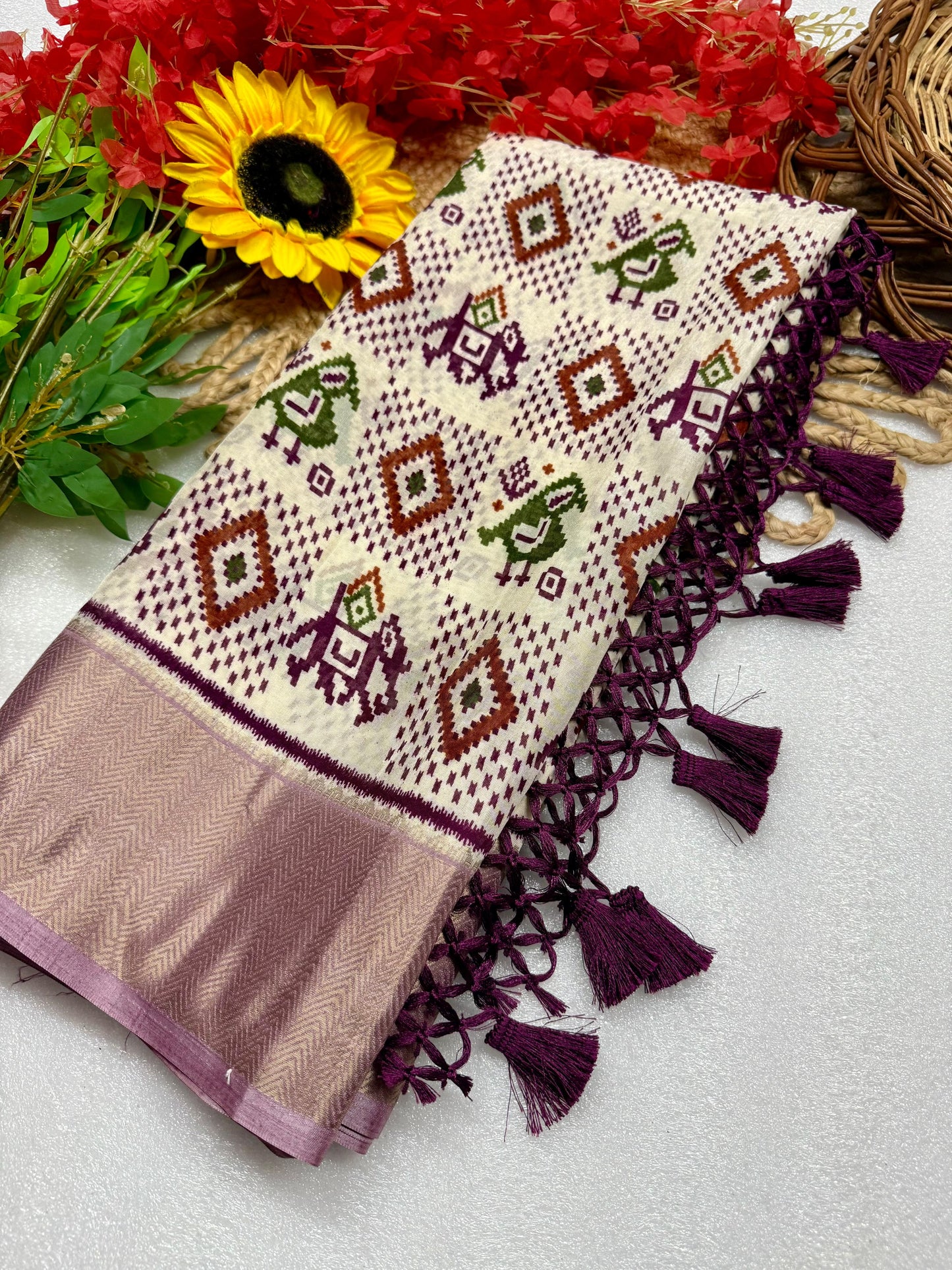 Kayatri New Pure Dola silk with jequrd boder same as originall boder saree