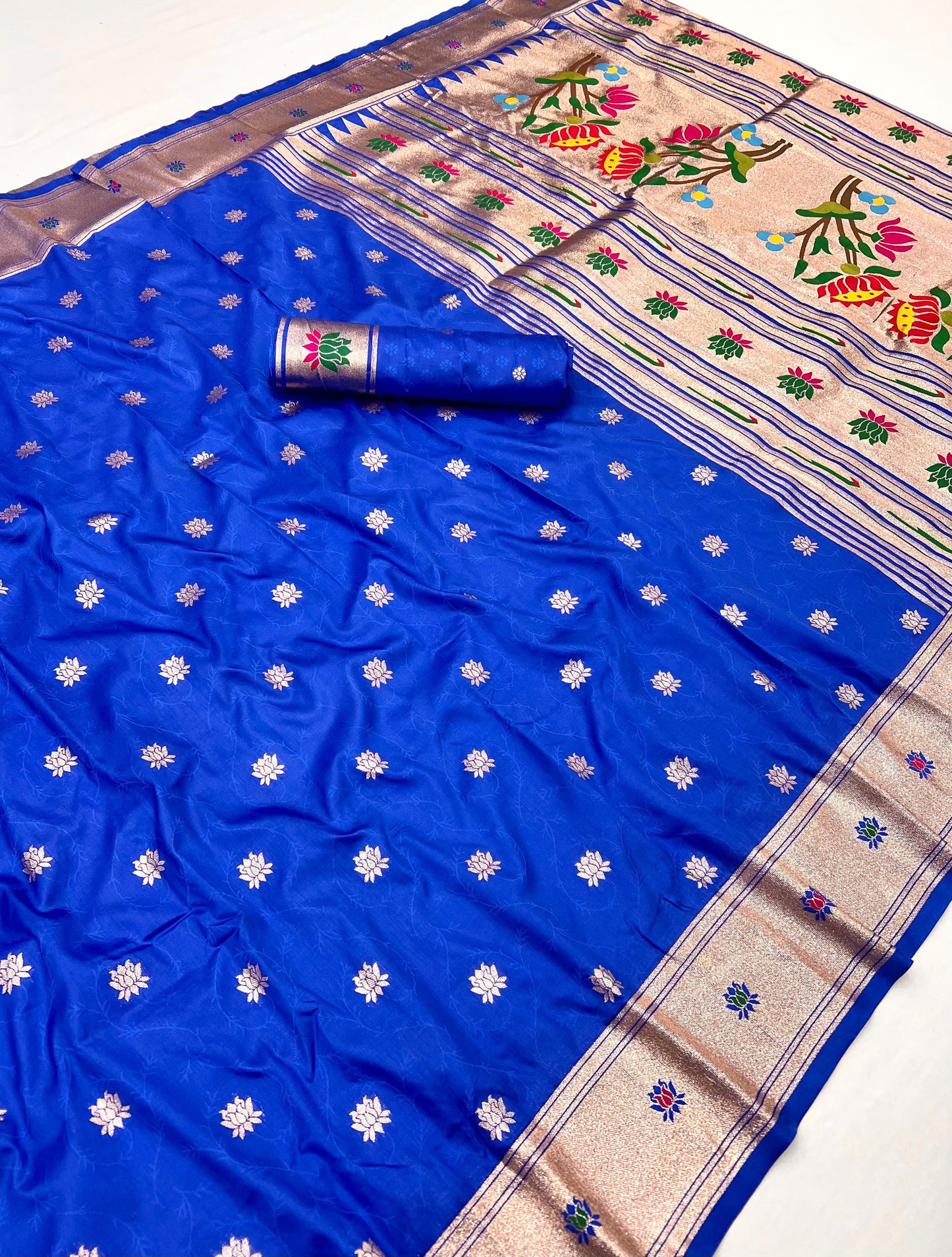 Kayatri New oft Pethani silk saree with zari weawing lotus design and Meenakari weawing Rich lotus flower pallu