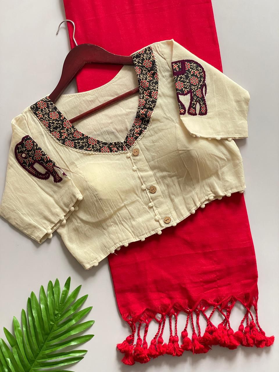 Kayatri New Presenting a Khadi Cotton Saree And Beautiful Heavy Khadi Cotton Apllic Blouse