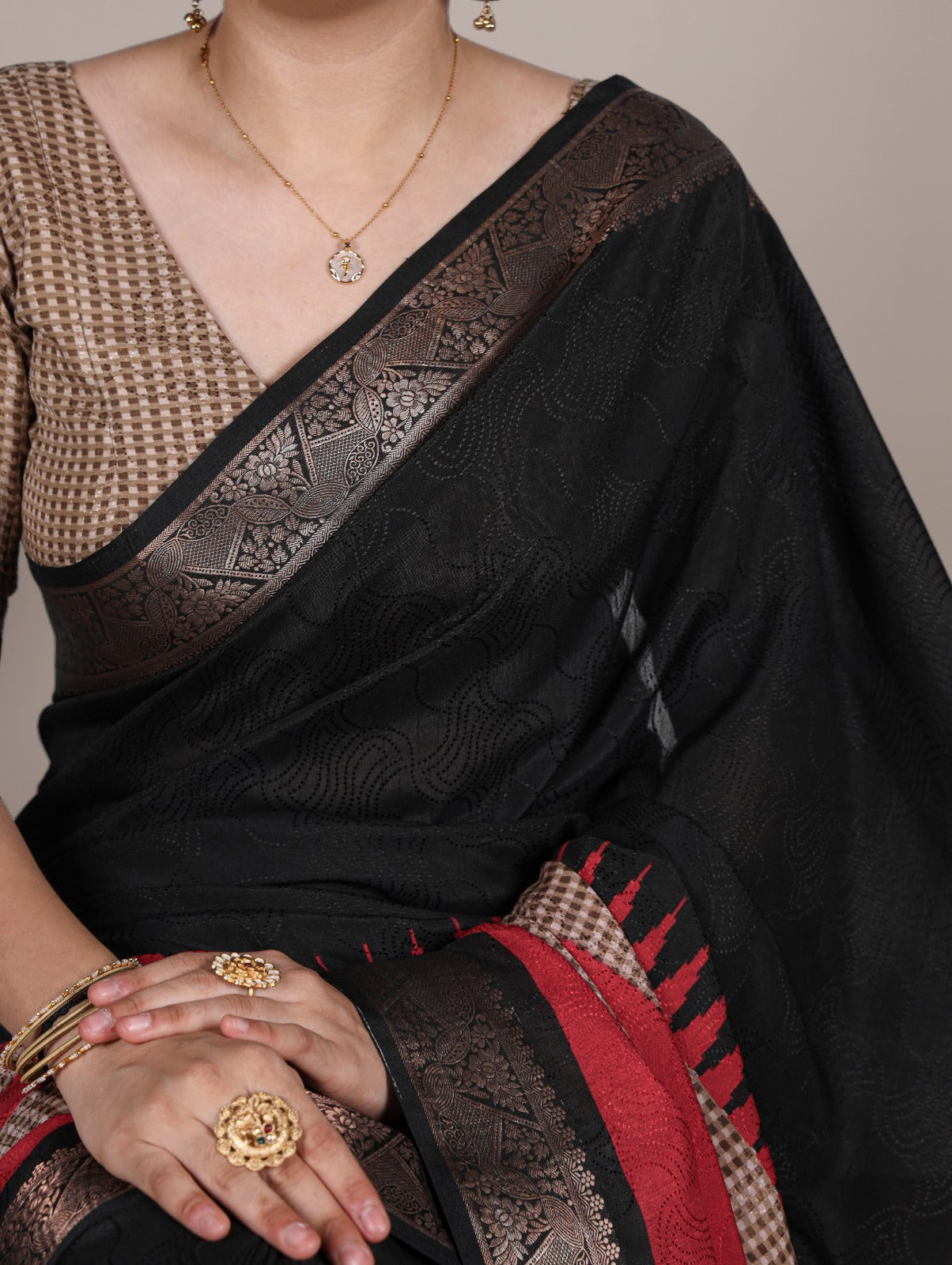 Kayatri New Soft cotton feel royal zari border pure Indian aesthetic wrapped in simplicity.