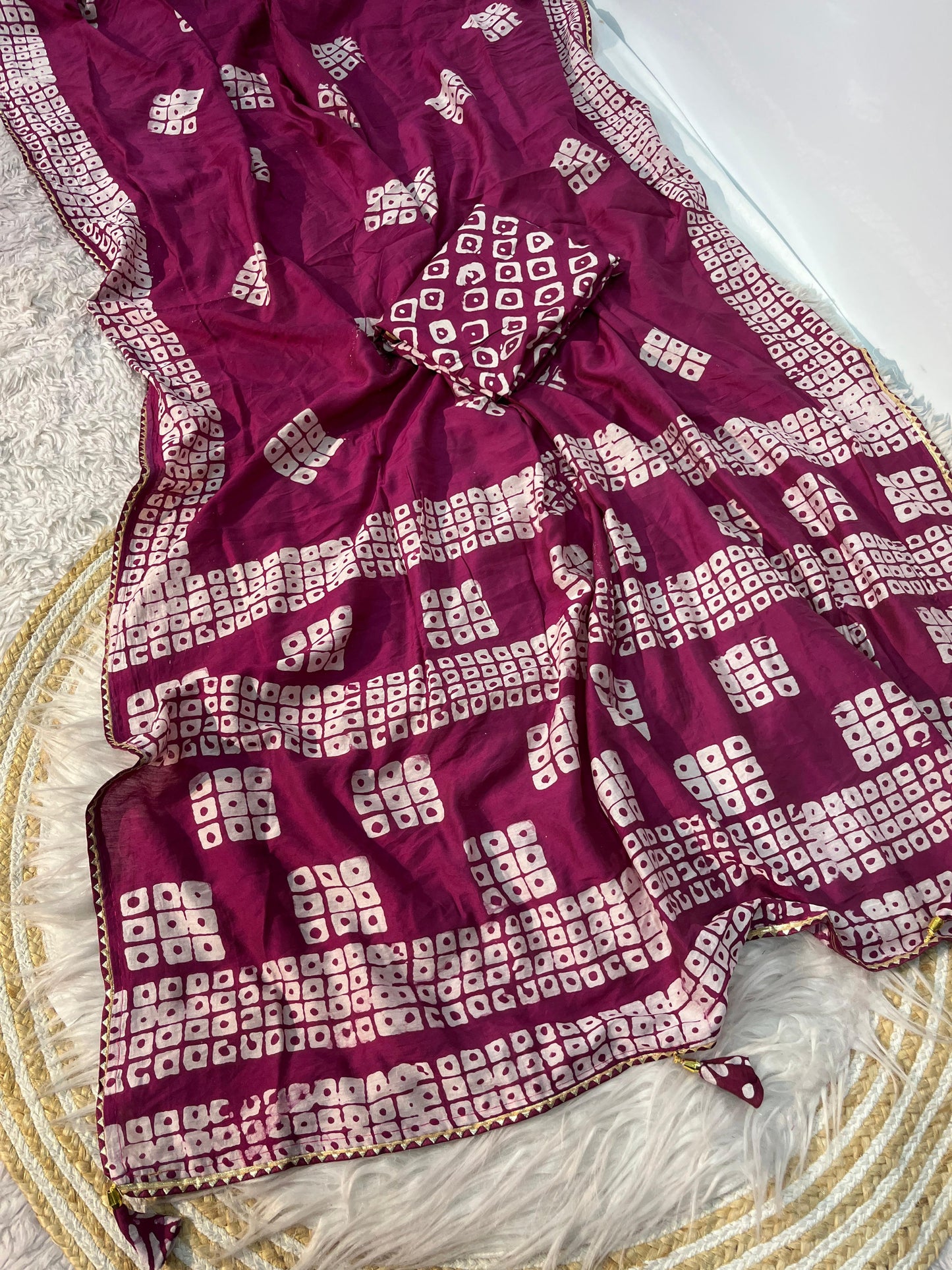 Kayatri New beautiful soft cotton batik print tie die saree