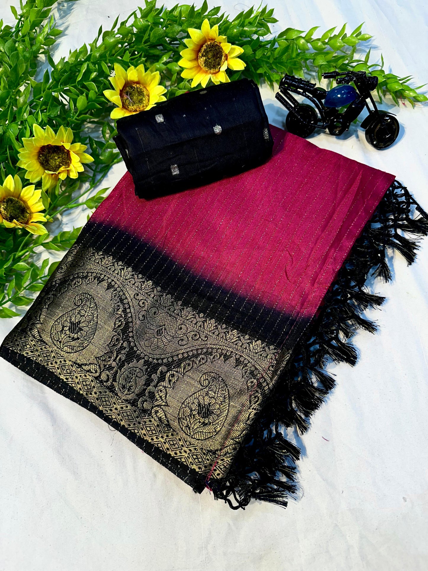 Kayatri New Soft Dola Saree With jhalar