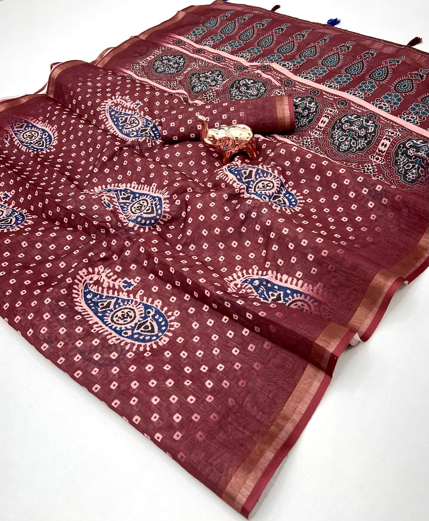 Kayatri New Premium Soft Linen Saree with Rich Pallu & Fancy Latkan