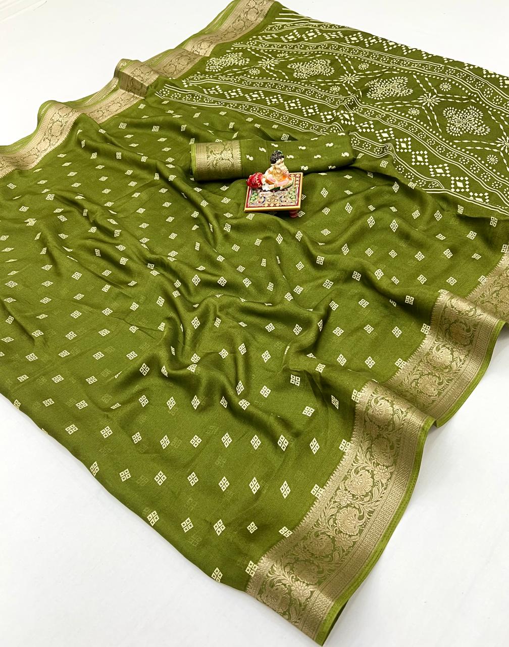 Kayatri New Launching Pure Calcutta Moss Mellow Georgette Saree with Zari Border