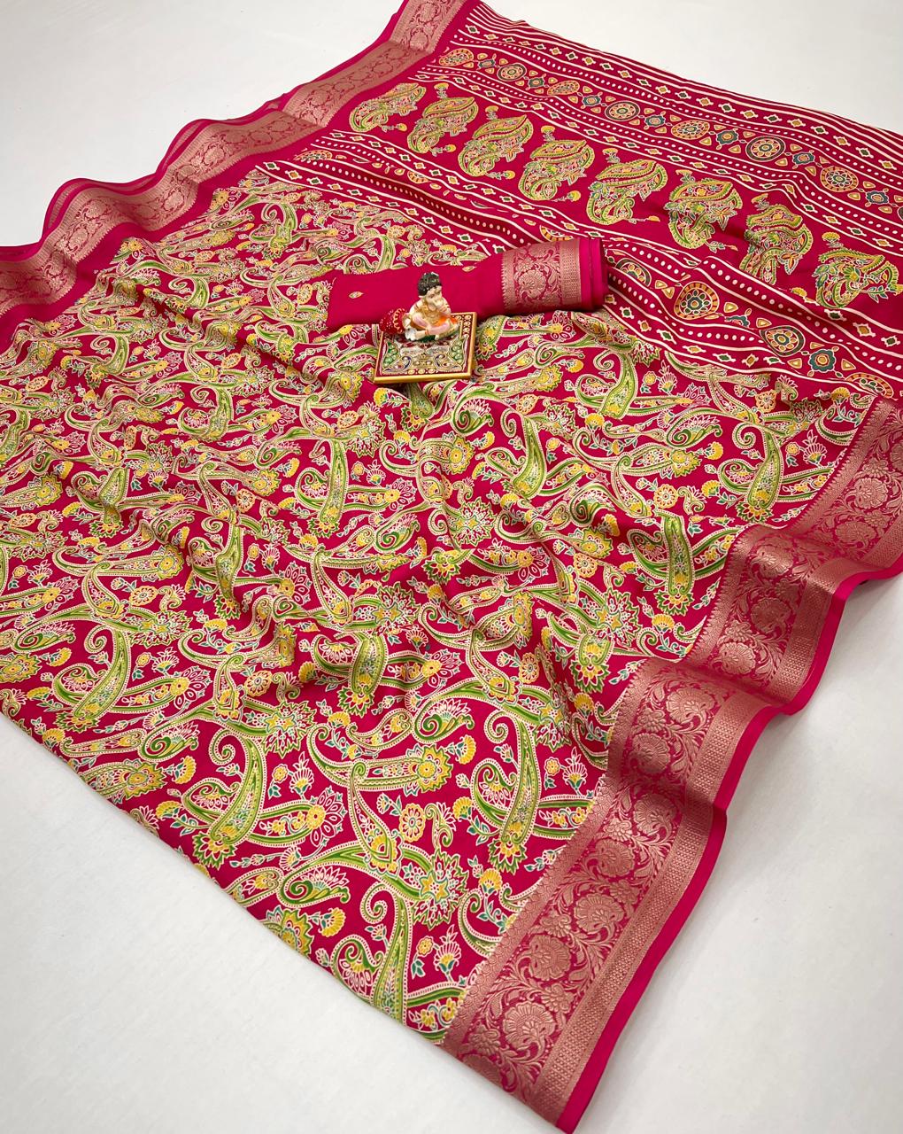 Kayatri New Beautiful Calcutta Moss Georgette Saree with Fine Zari Woven Border
