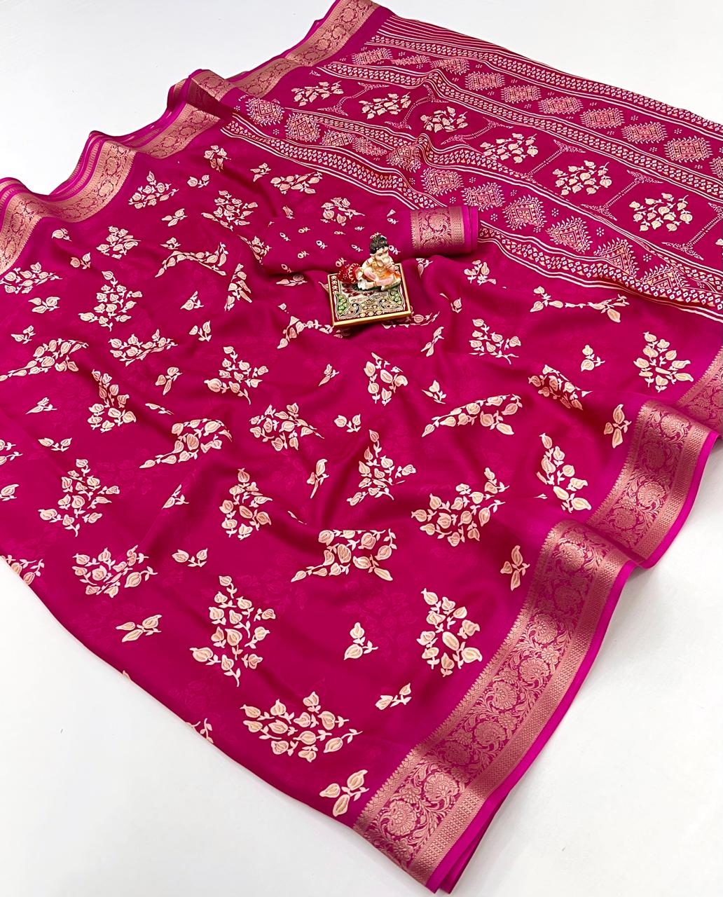 Kayatri new Premium Pure Georgette Saree with Calcutta Moss Texture Exclusive Prints