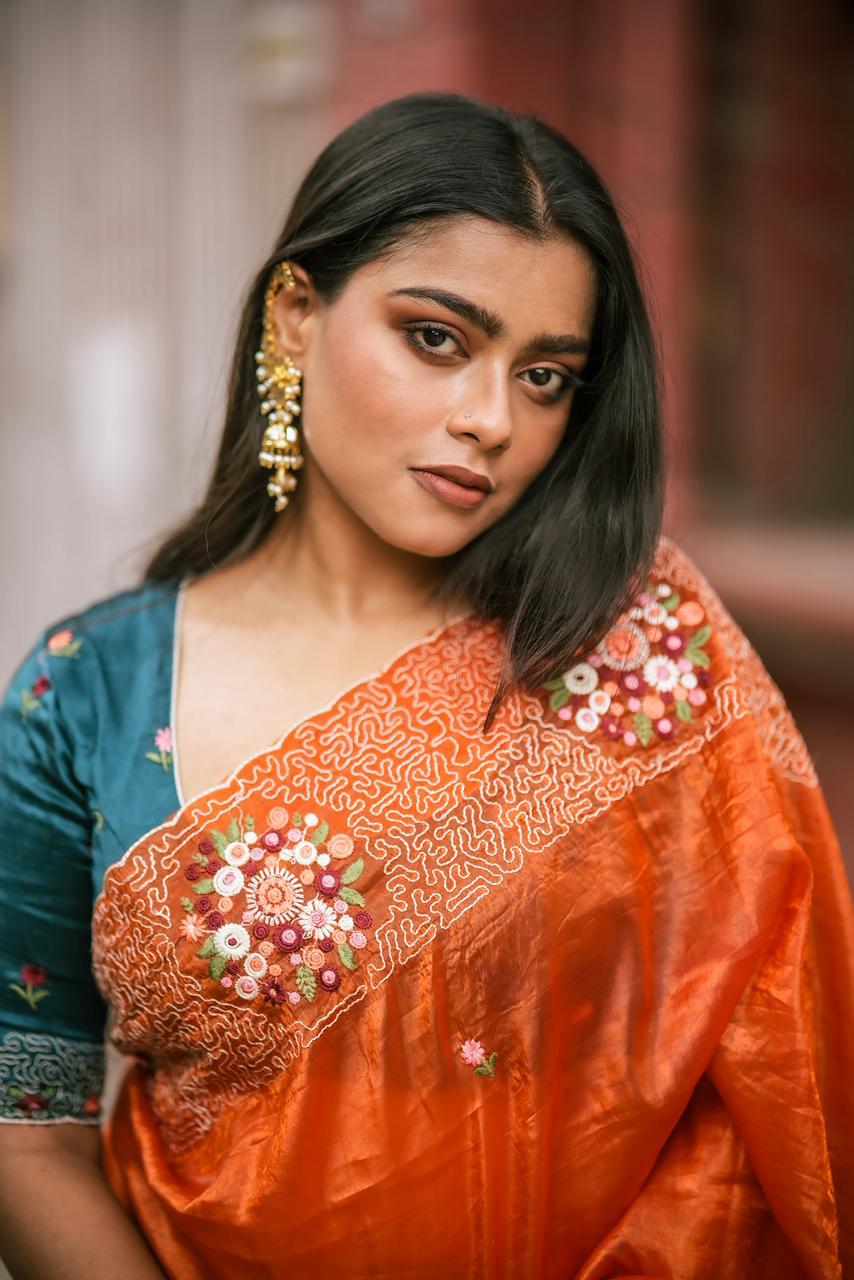 Kayatri New Soft Paper Crush Emboridary Saree