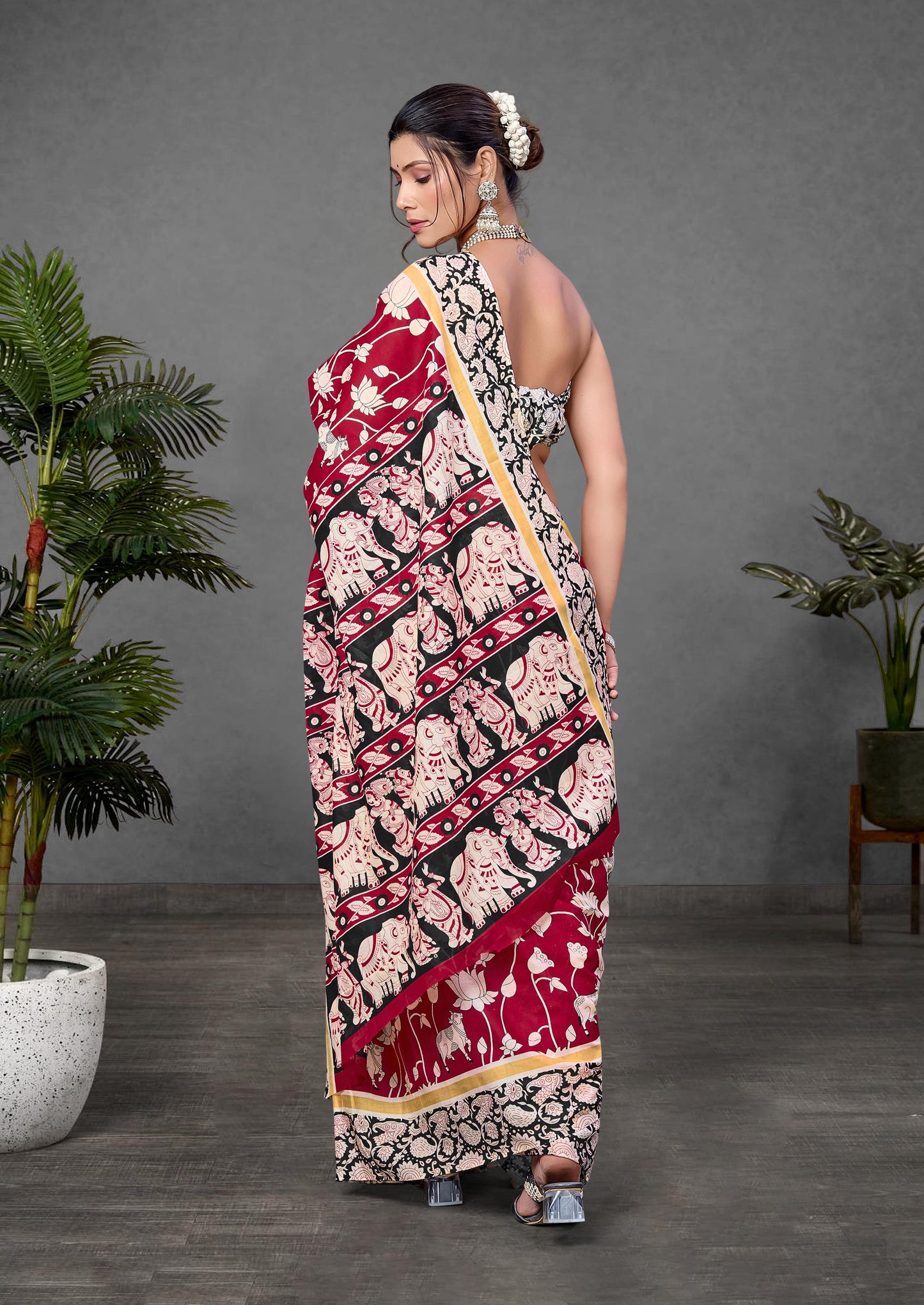 Kayatri New Pure Mulmul Cotton Ajrakh Print Saree