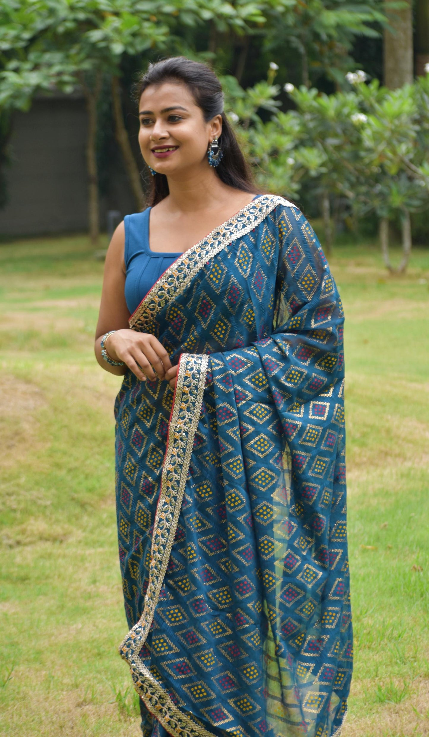 Kayatri New Elegant Bandhej Chex Cotton Silk Saree with Stylish Border & Pallu