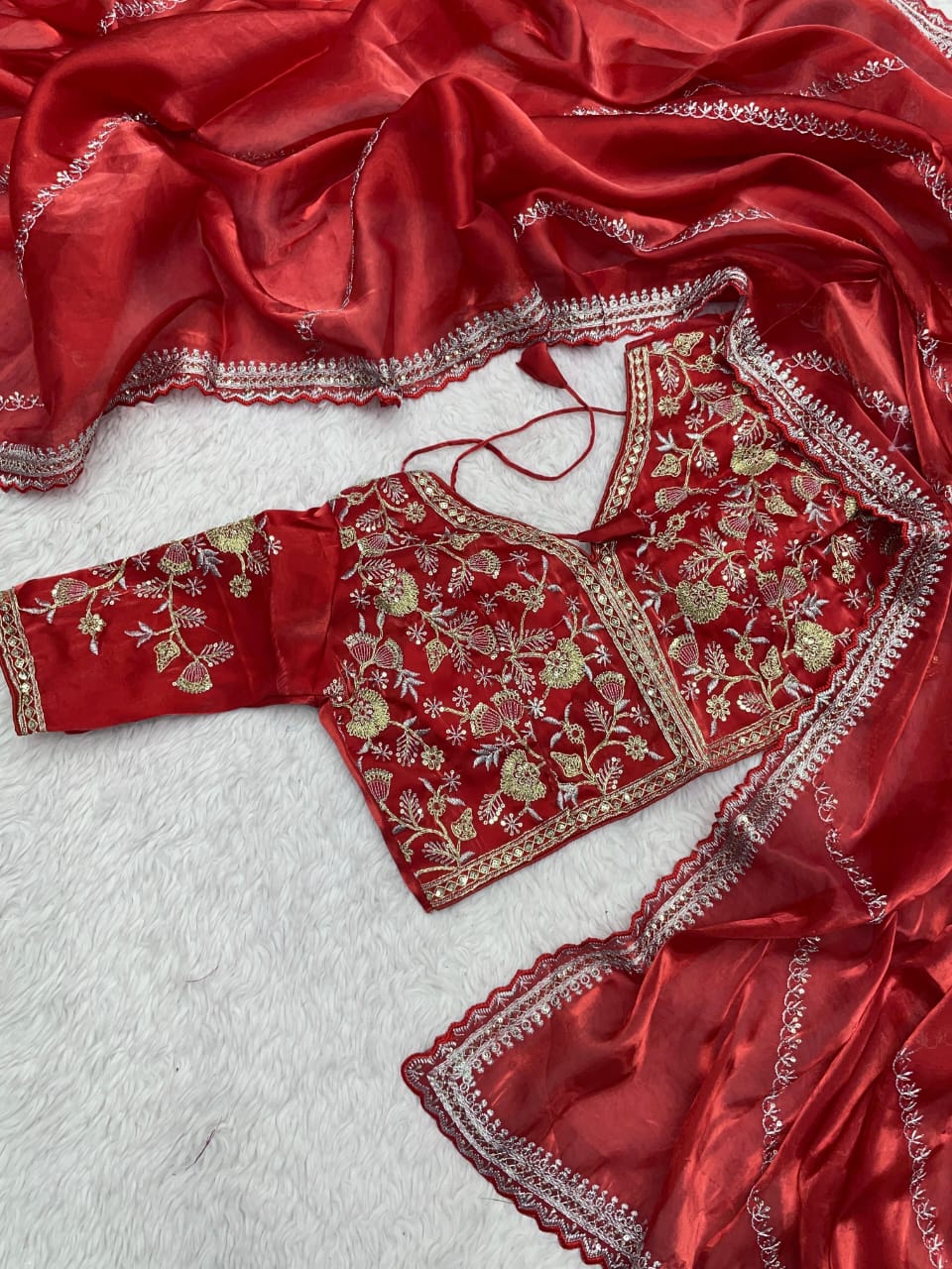 Kayatri Glamour Glow – Zimmy Choo Satin Saree