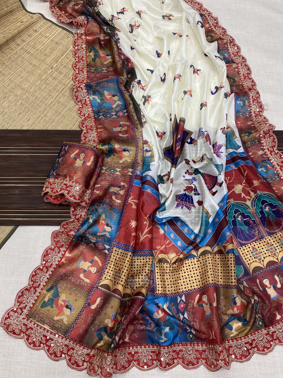 Kayatri New Banarasi Dola Silk Weaving And Digital Print Saree