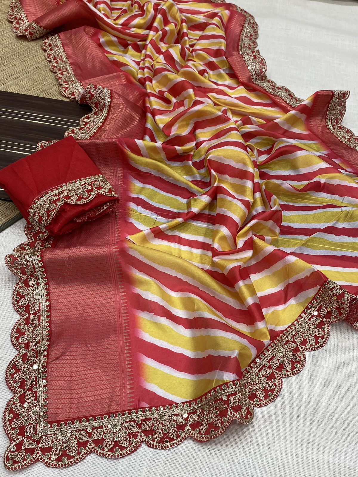 Kayatri New Banarasi Dola Silk Weaving And Digital Print Saree